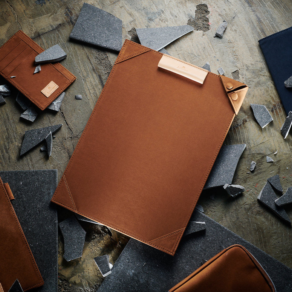 ミリクロス ジョッター A4[9163] 革小物 ASHFORD