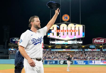 カーショーが3千奪三振 ドジャース、史上20人目｜静岡新聞DIGITAL