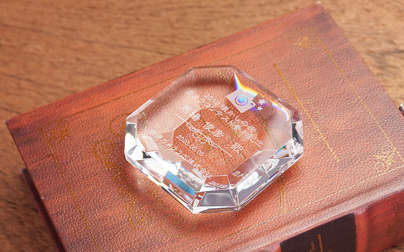 クリスタルペーパーウェイト オクタゴン ガラスアートギフト アトリエ