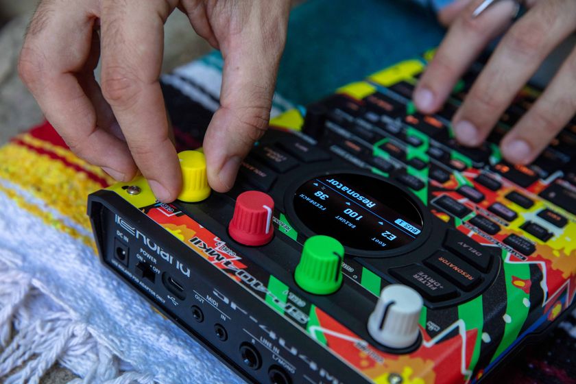 ヒップホップの楽曲制作やDJ用として 人気の高いサンプラーの最新