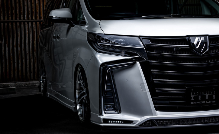 アルファード30系後期(S系グレード)用GRACE LINELEDデイライト