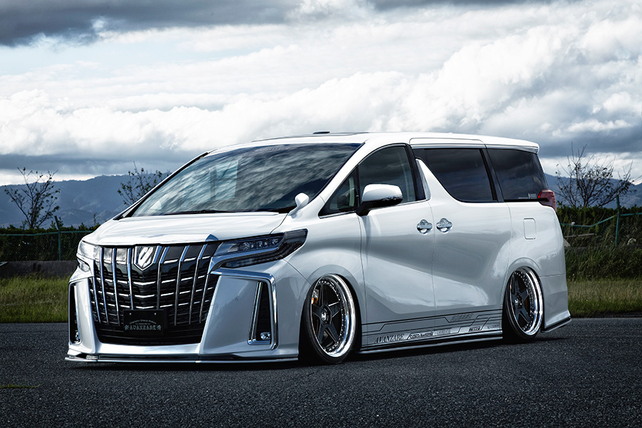 30系 ALPHARD 後期 - ニューコンプリートカー｜AVANZARE STYLISH