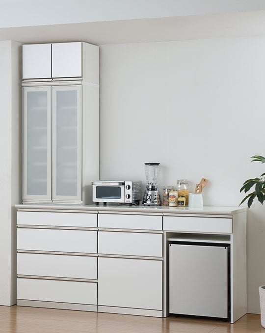 ロータイプの食器棚カタログ〜「ユニット式」を活かしてお好みの