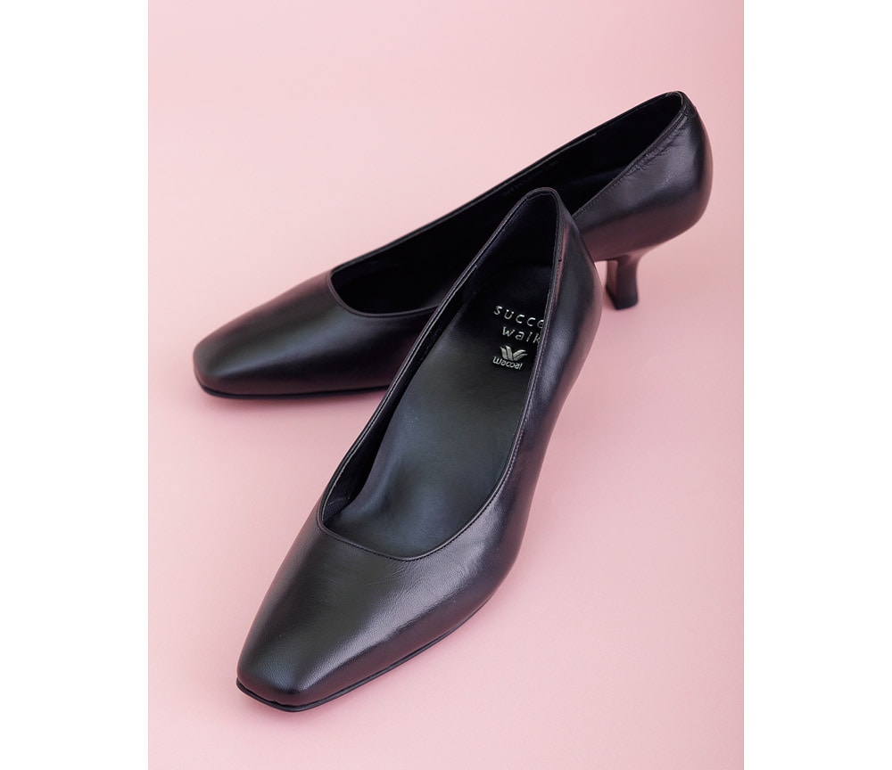 働く女性のための靴「サクセスウォーク」から「かかとが小さいタイプ