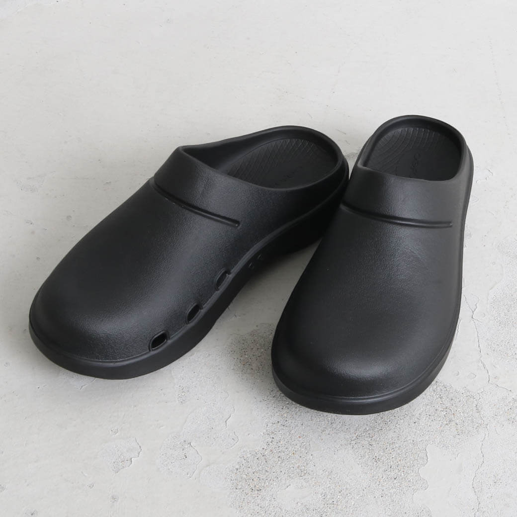 OOFOS ウーフォス OOcloog｜BORN FREE ONLINE SHOP