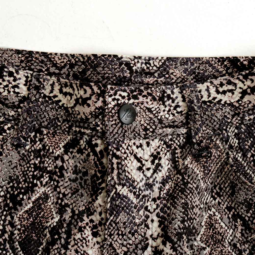 NEEDLES ニードルス スキニージーンズパイソンパンツ｜BORN FREE