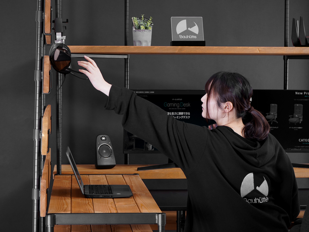 ゲーミングDIY初心者】最強デスクレイアウト4選。届いた木材を