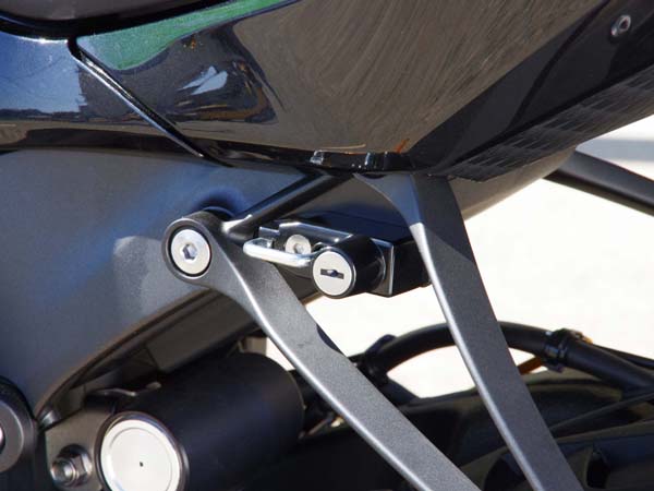 Helmet Lock ZX6R ('13-)