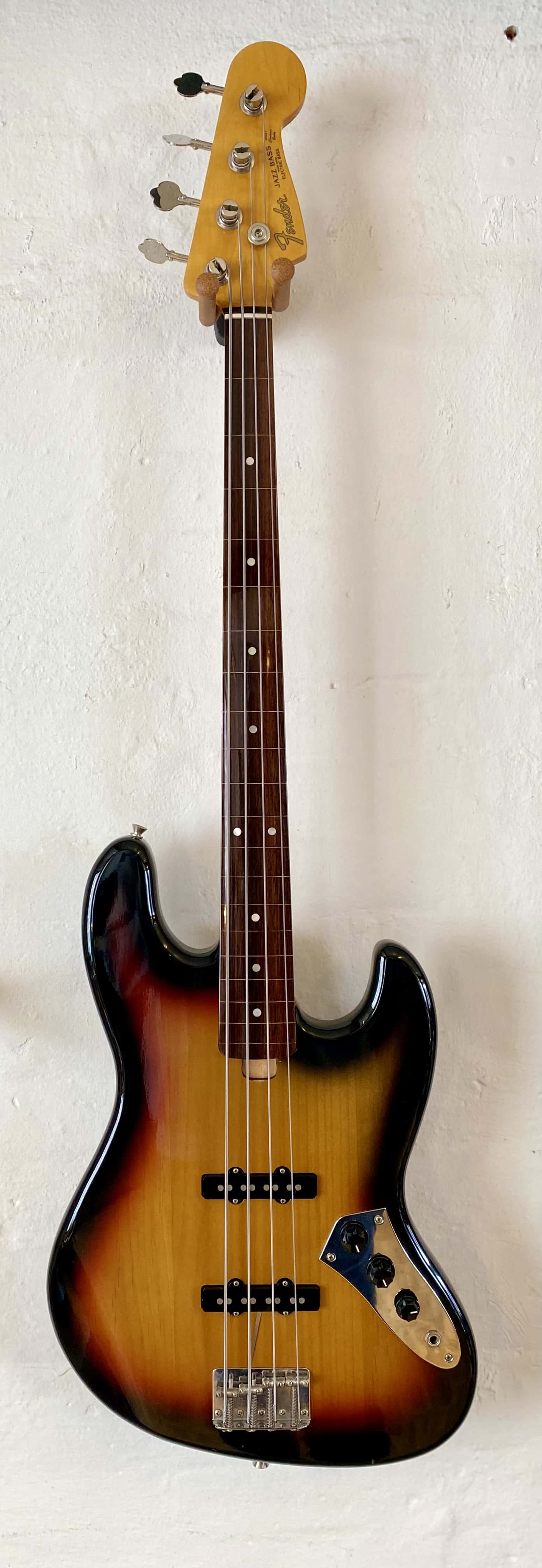 Pre-owned Fender Jazz Bass JB'62-FL fretless Japan | Bass Buddha