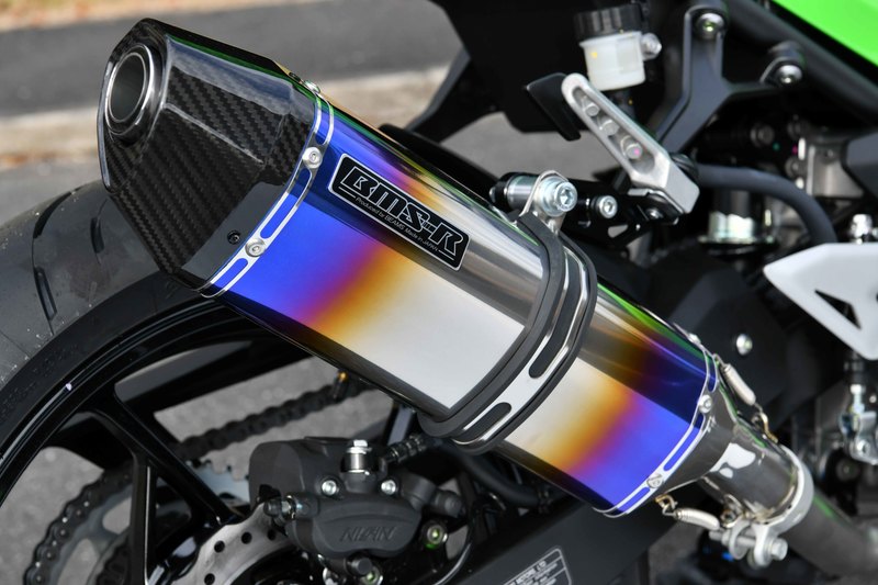 R-EVO ヒートチタン スリップオン：Ninja400 / Z400：2022〜：政府認証