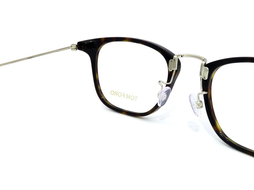トムフォード TOM FORD メガネ TF5562-D 052