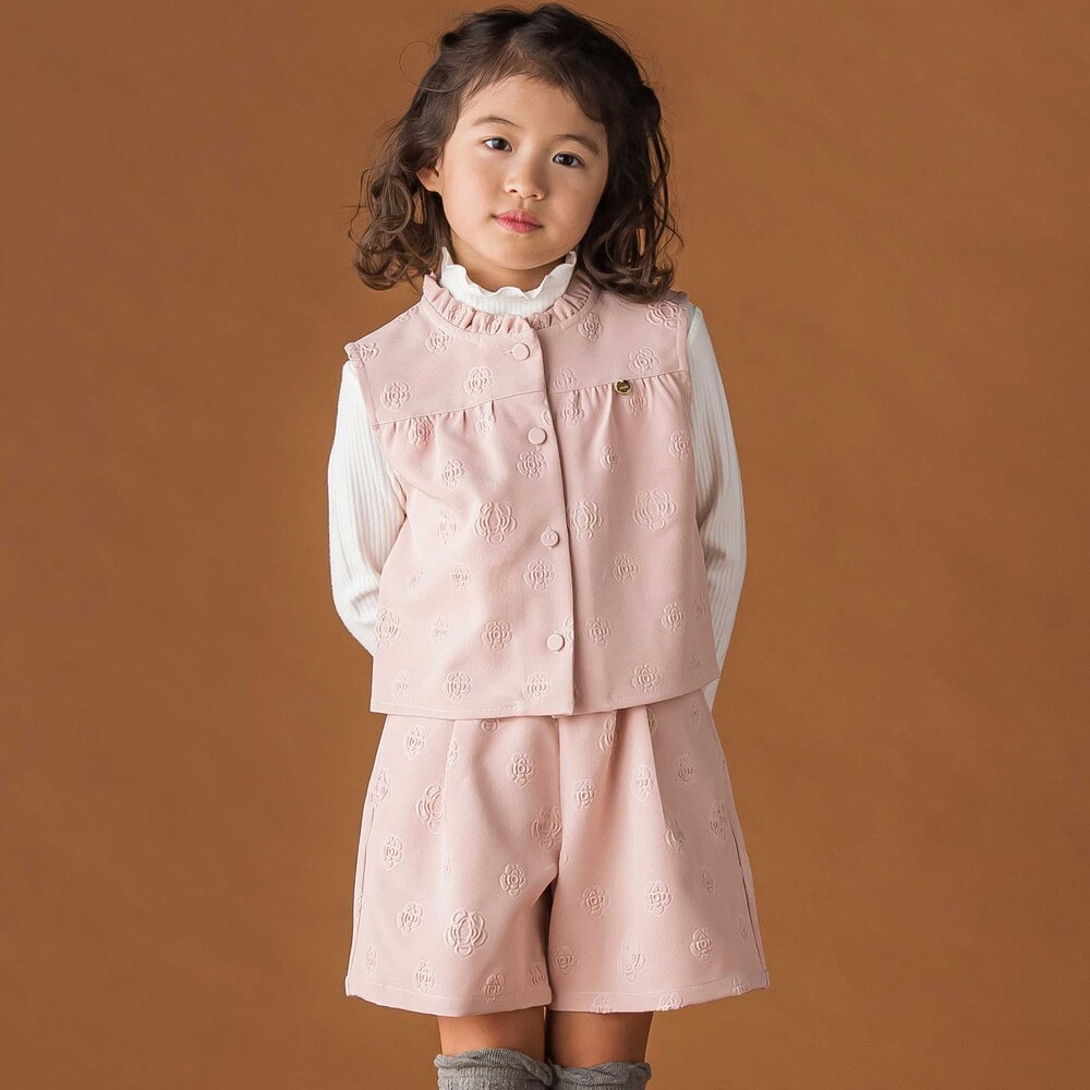 限定商品】型押し花柄ベスト＋ショートパンツセットアップ(95~150cm