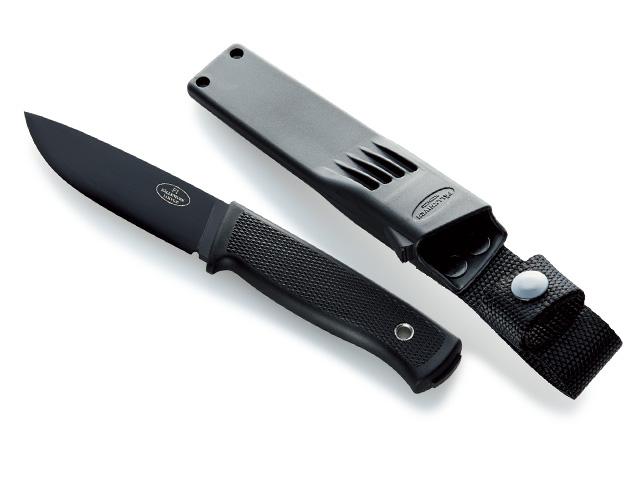 スウェーデンの空軍パイロット御用達 1本で万能なサバイバルナイフ