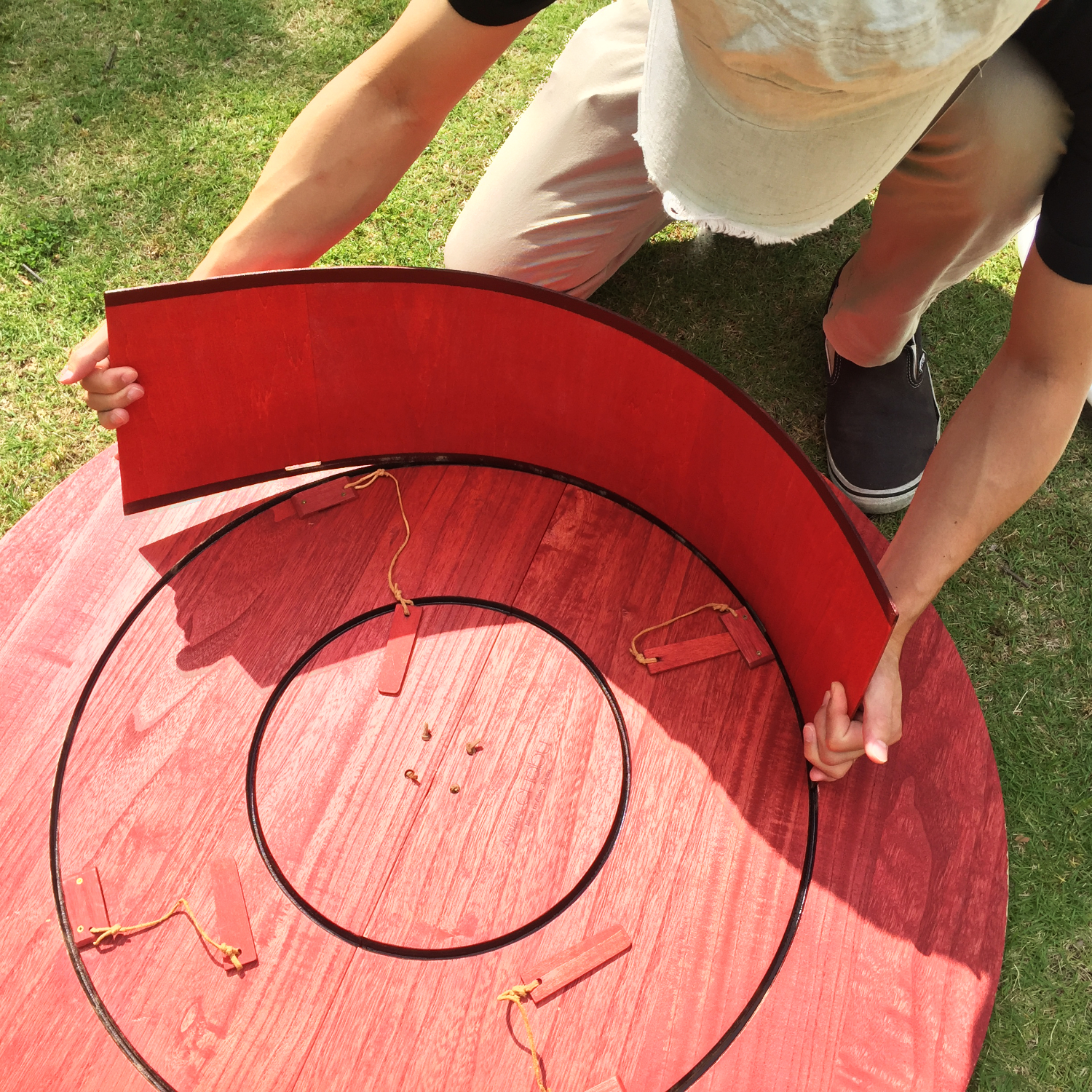 持ち運べるちゃぶ台！？自然素材のアウトドアテーブル「NODATE chabu