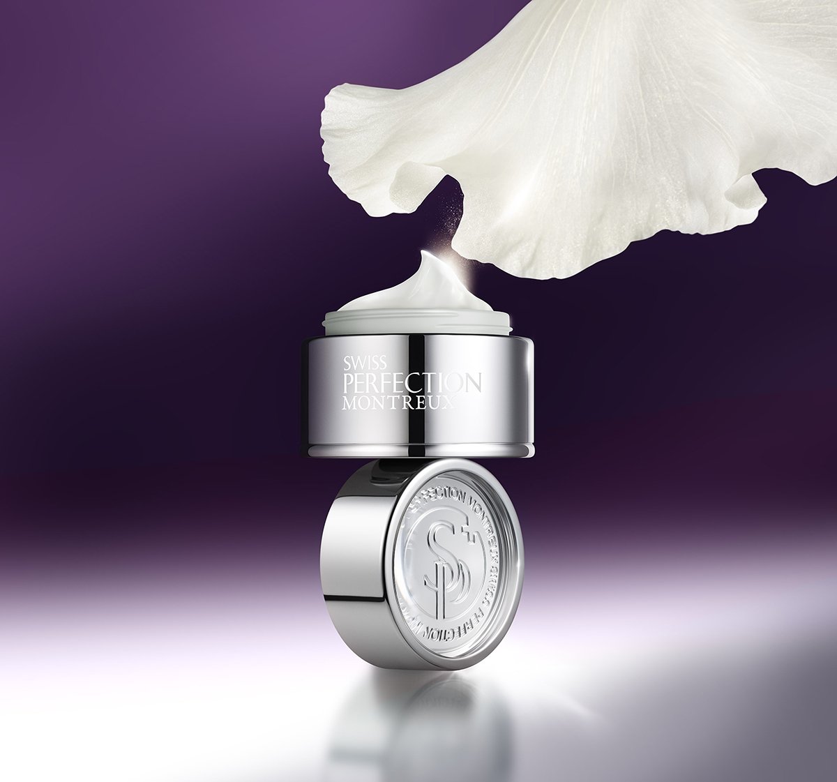 スイス発「スイス・パーフェクション」より、みなぎるような弾力と自信