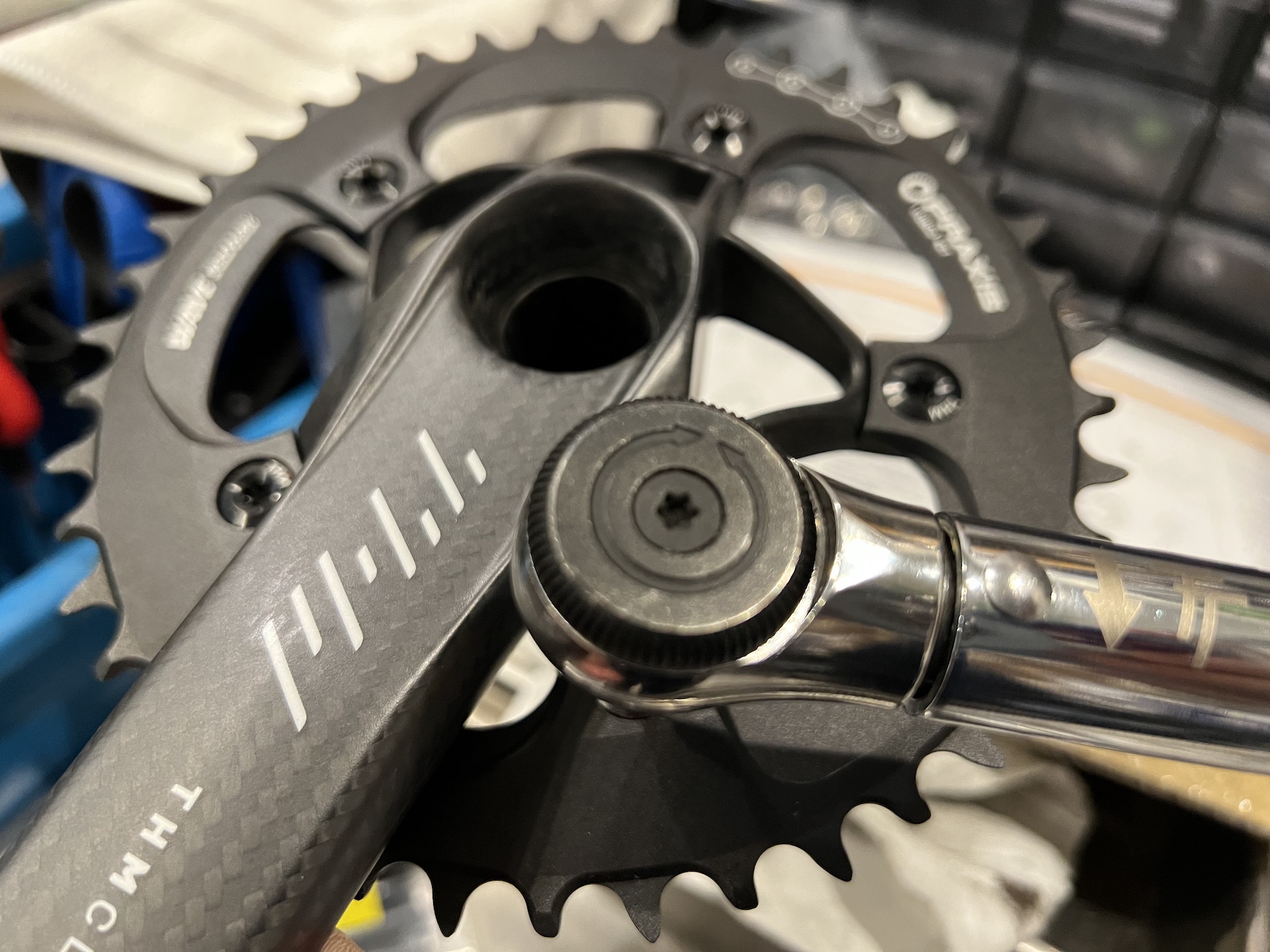 THM Carbones Clavicula SE クランク – サイクルショップ マティーノの