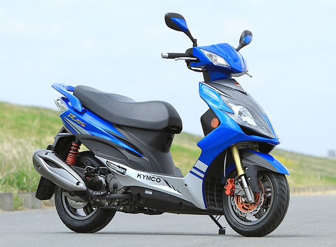 KYMCO レーシングキング180FI – シリーズ最強仕様として登場 試乗