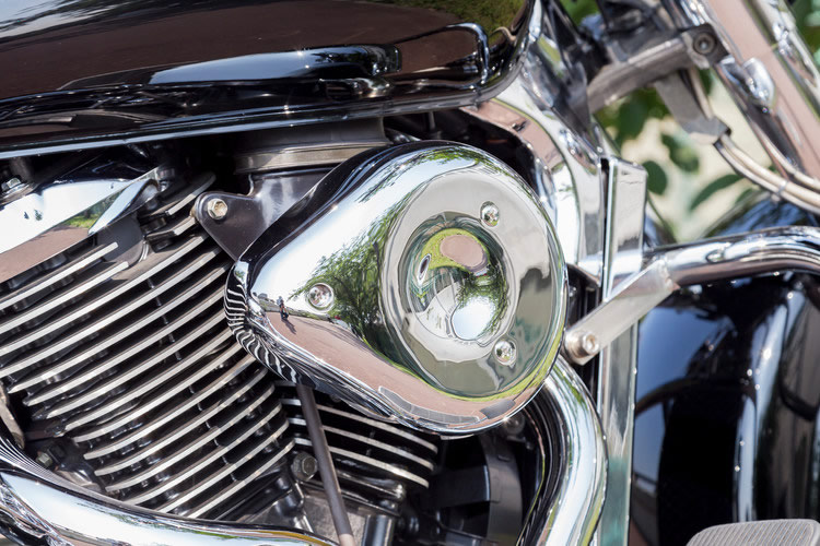 スズキ イントルーダークラシック400 プロが造るカスタム 最新の