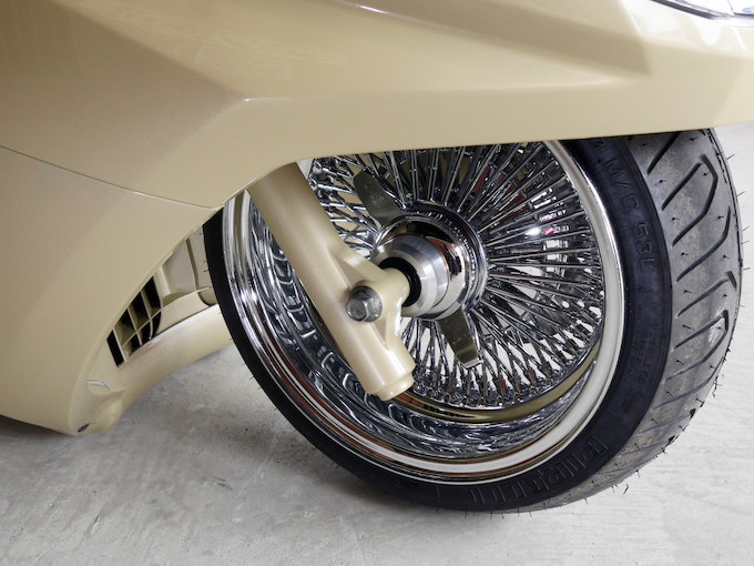 外装はノーマルのままで仕上げるマグザムのスラムドスタイル プロが