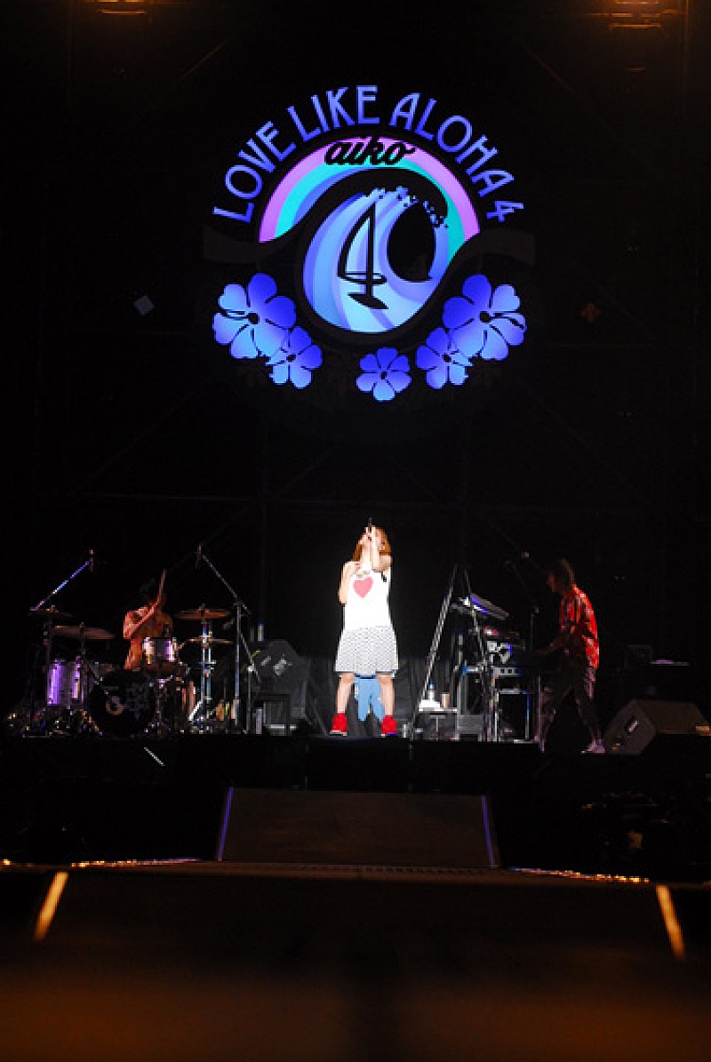 aiko 茅ヶ崎でのサザン“マンピー”歌唱に「幸せ」 | Daily News