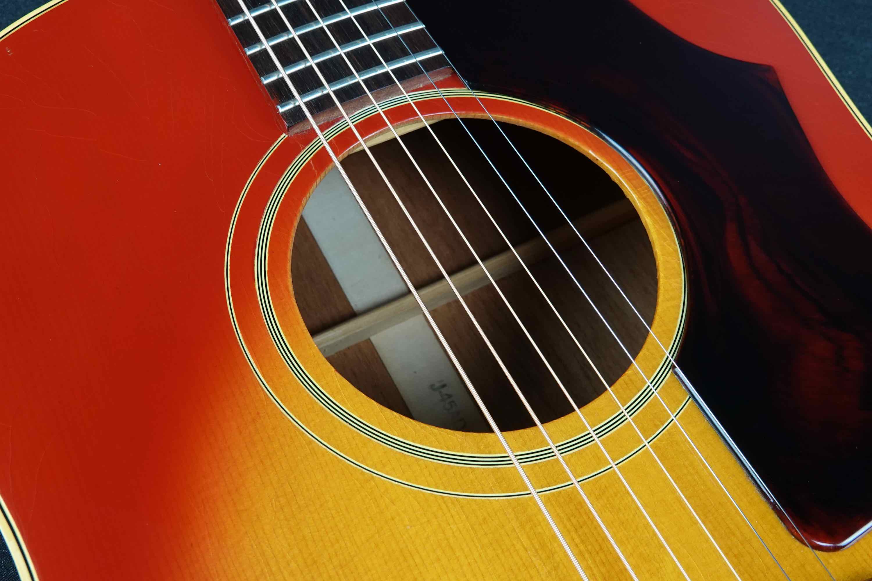 Gibson J-45 | 楽器詳細ページ [Blue-G]