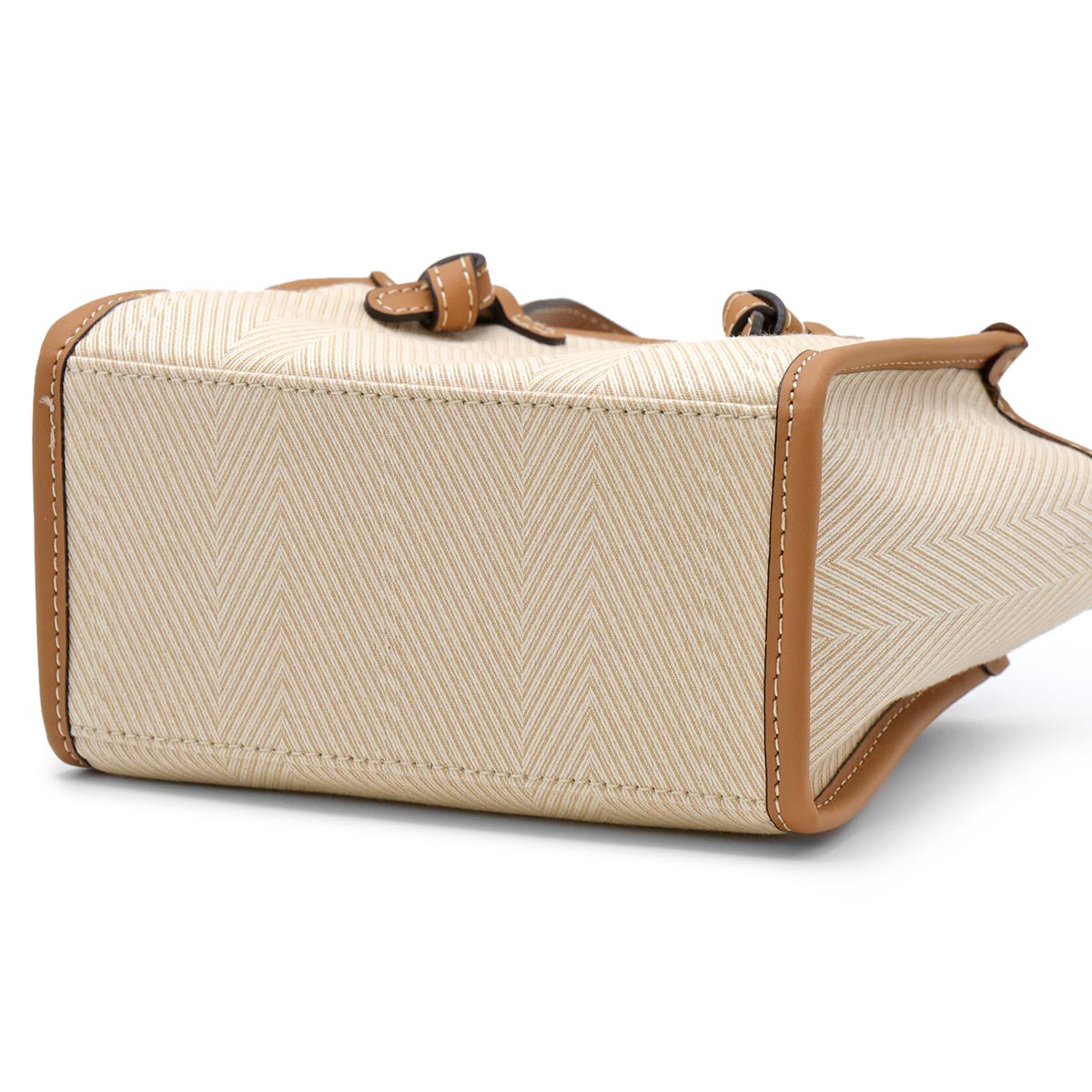 ジャンニキアリーニ ショルダーバッグ/ハンドバッグ/クロスボディ