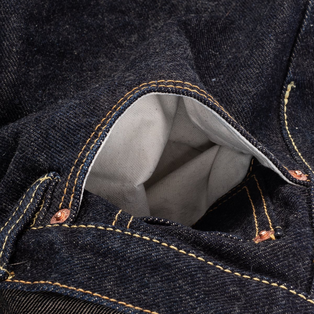 Iron Heart | 19oz Left Hand Twill Selvedge Denim Straight Cut