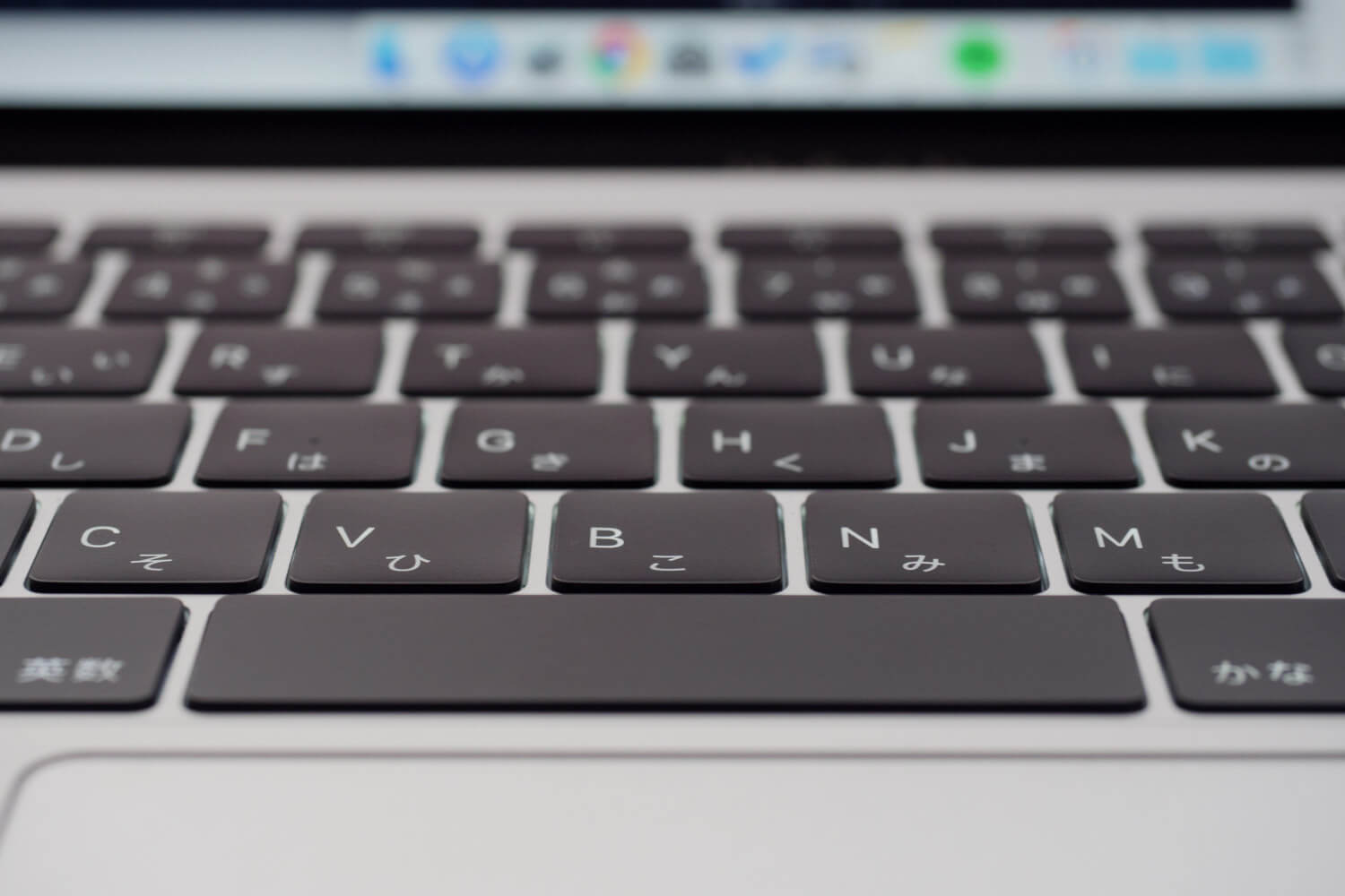 8GBで十分】MacBook Air 2018/2019 レビュー【カスタマイズ】 | ENHANCE