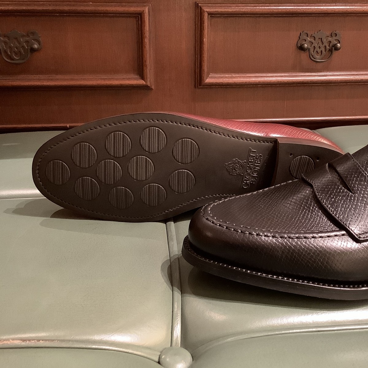 人気のクロケット&ジョーンズからセールのおすすめ品をご紹介します