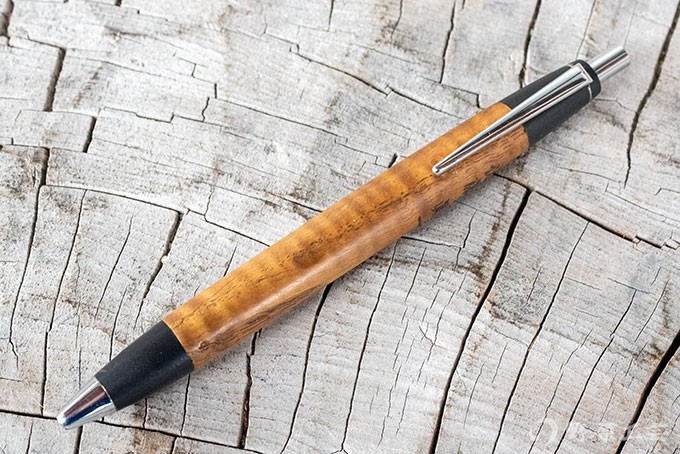 車に轢かれた栗のペンの修理・Part2 | 野原工芸｜作り手の裏話