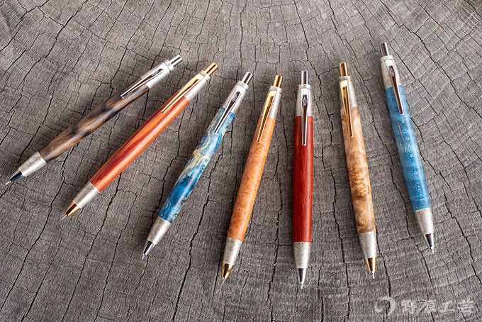 店舗限定・斑紋着色金具のペン | 野原工芸｜作り手の裏話