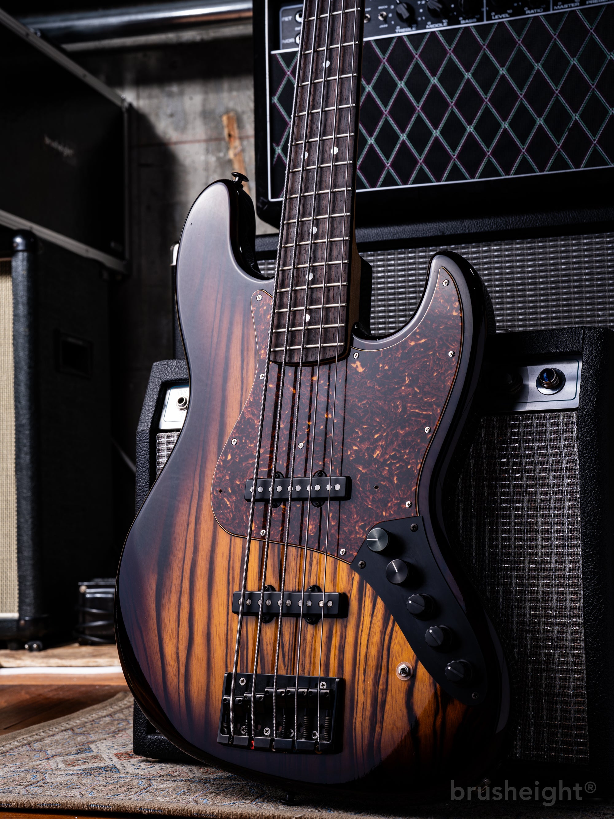 Black Smoker STANDARD SERIES BETA J5 BrownBurst – brusheight