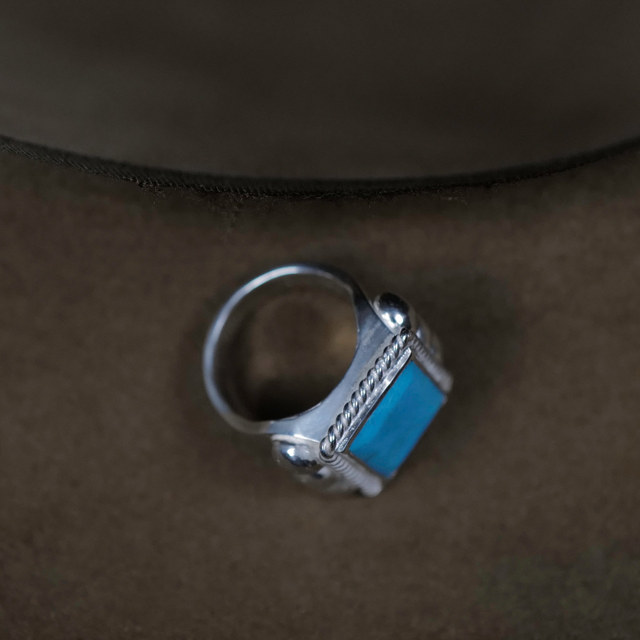 Larry Smith Flattop Turquoise 6 Points Ring – BROGUE