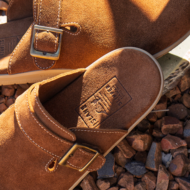 サンダル | PT CLOG 001M / PEANUT SUEDE - ISLAND SLIPPER