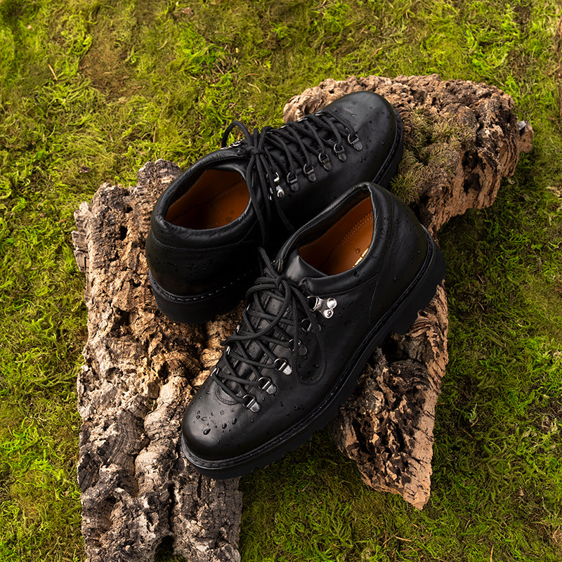 Jalan Sriwijayaが撥水レザーと軽量ソールの「PALMAシリーズ」で新境地