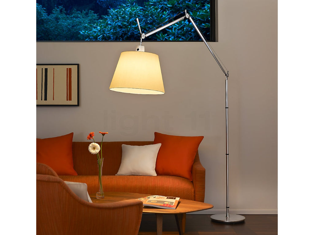 Tolomeo Mega Floor | トロメオメガフロアランプ by Michele De Lucchi