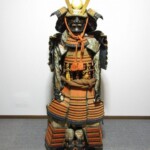 兜鎧 黒胴当世具足 レプリカ 等身大 甲冑 ｜骨董品買取・和楽器買取 五宝堂