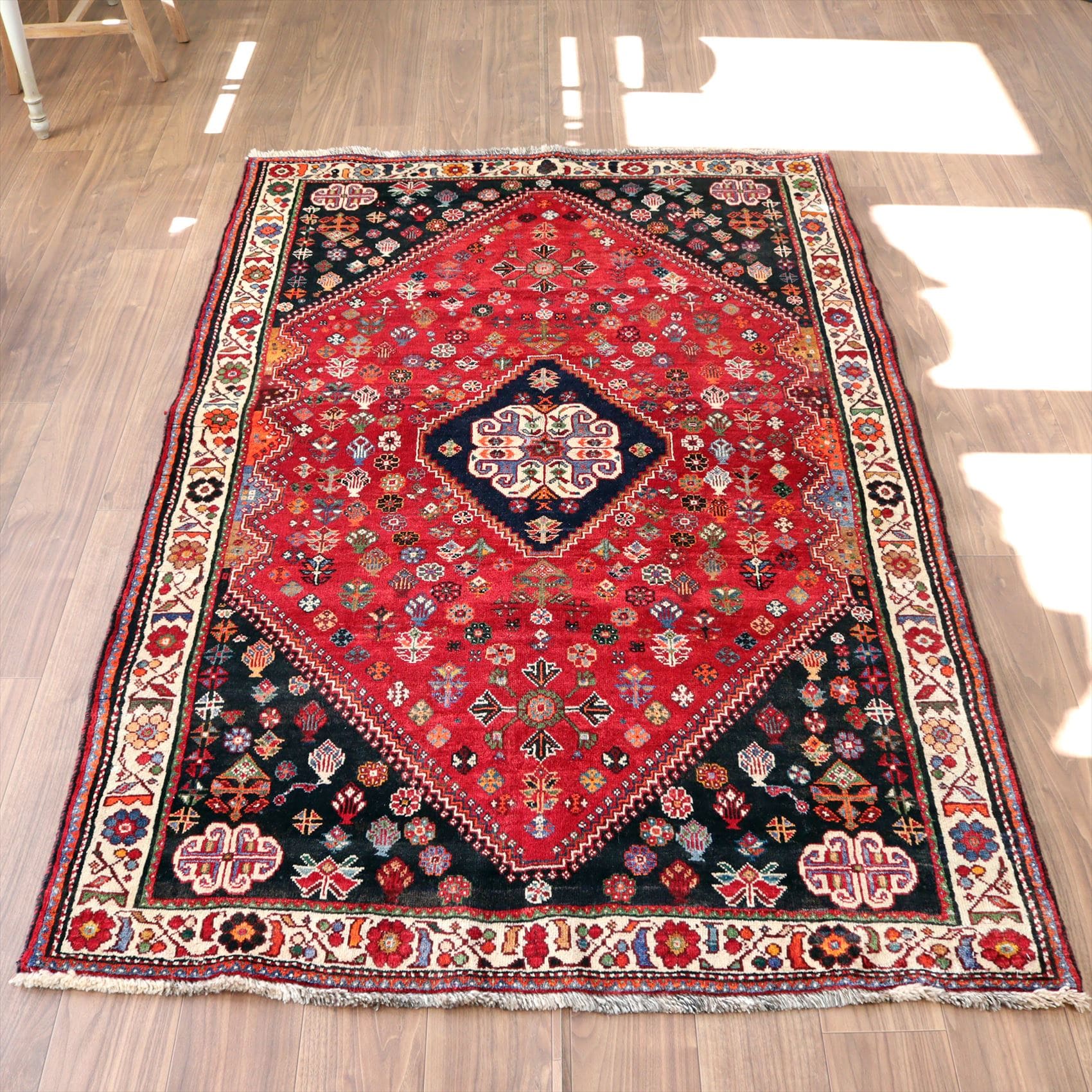 ギャッベ（ギャベ）専門店 インプレッションオブギャッベ / 部族絨毯