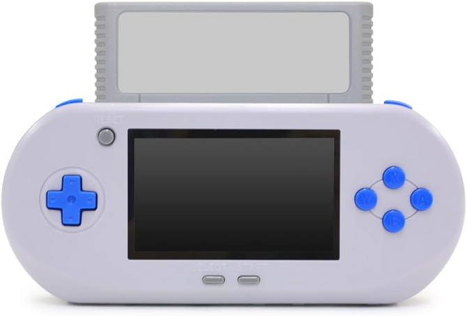 いつでもどこでもSFCを美麗画面で！携帯型SFC互換機「IPS 16ビット