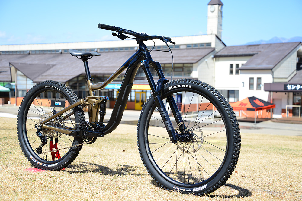 富士見パノラマBGHでMTBパーク仕様REIGNのレンタル開始 - News