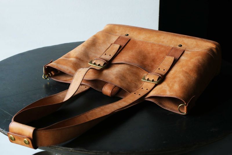 レザートートバッグ／A4サイズ／パソコン収納／お任せオーダー