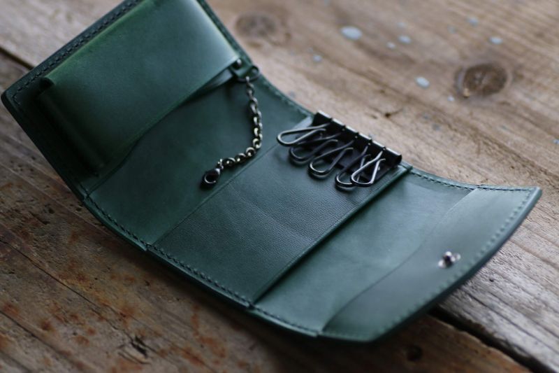 スマートキーのサイズに合わせてオーダーできるキーケース