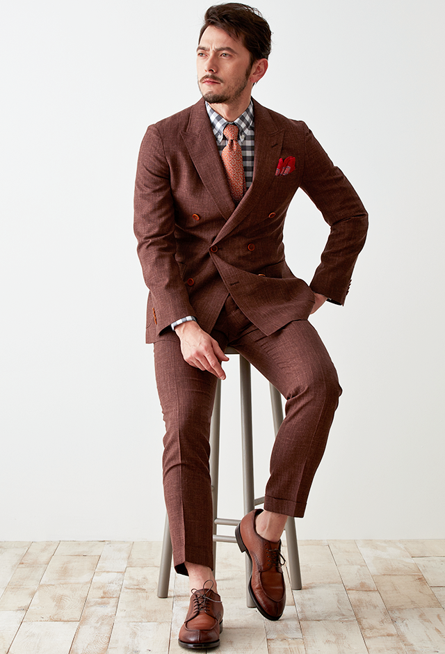 ダブルのスーツで重厚感を！【銀座本店・新館】｜オーダースーツなら