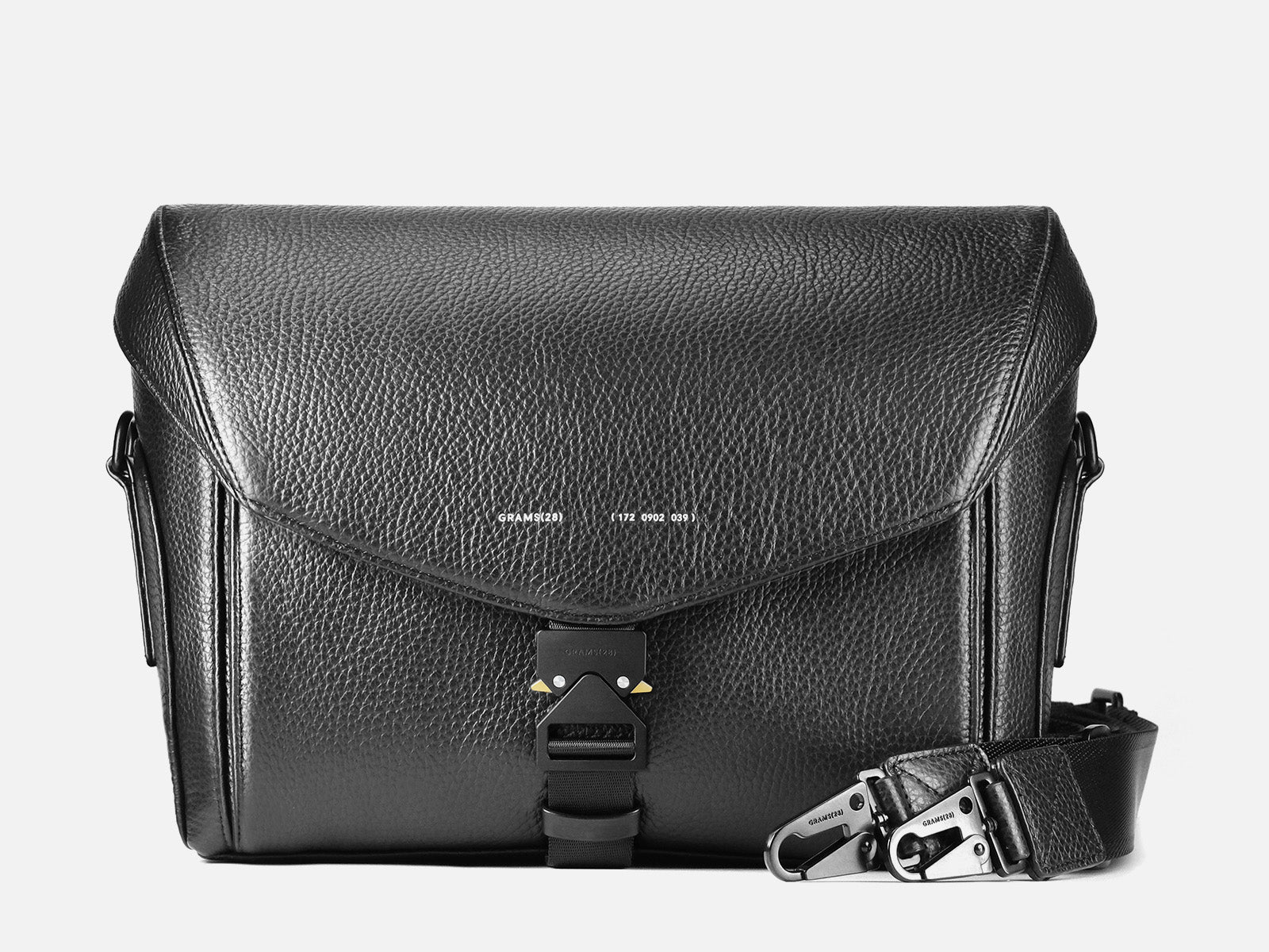 133 エッセンシャル・ケース マックスGRAMS28