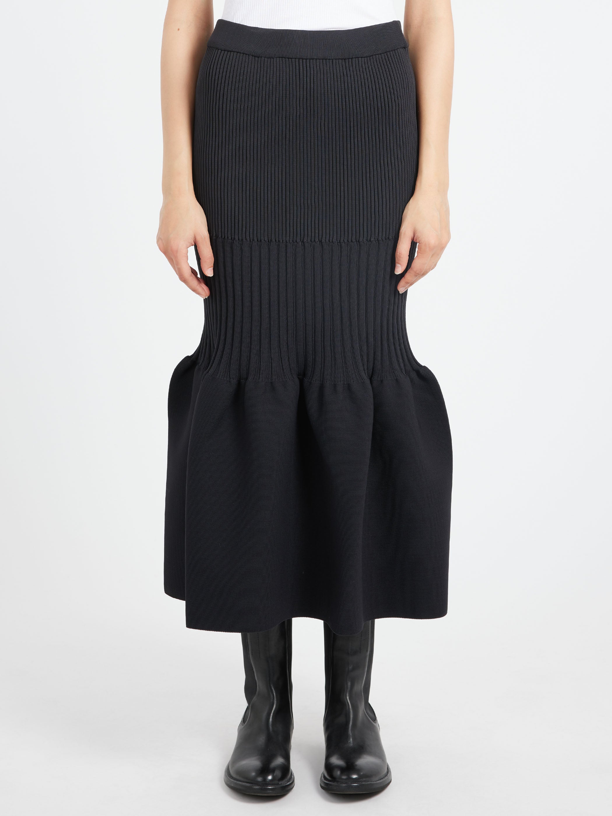 CFCL - Fluted Mermaid Skirt in Black – gravitypope