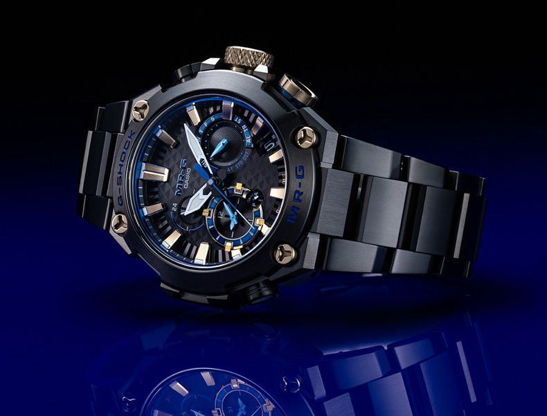 ブルーというトレンドを楽しむ 最高峰のG-SHOCK | ブランド腕時計の