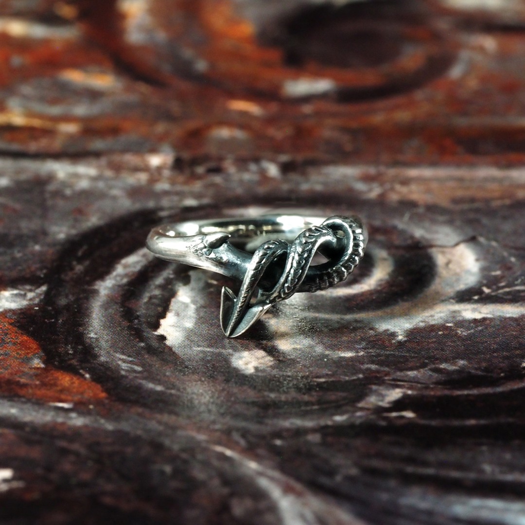 Imp's Tail｜ANGELS & DEMONS - Ring - Collection｜Guardia