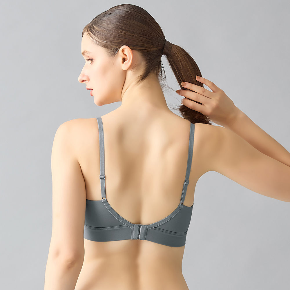 Sports Foundation】ノンワイヤーブラジャー【SALE】 AP0155