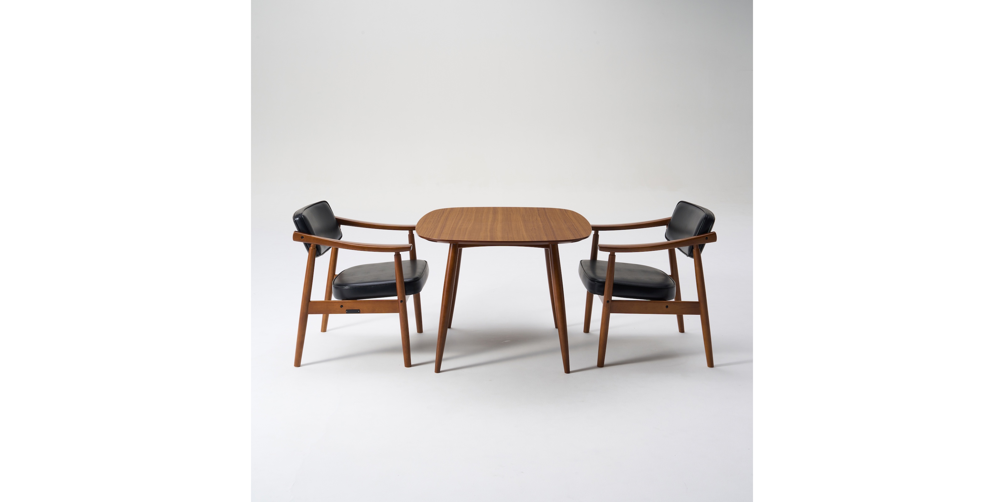 カリモク60 Dチェア・リーベルブラウン | D&DEPARTMENT