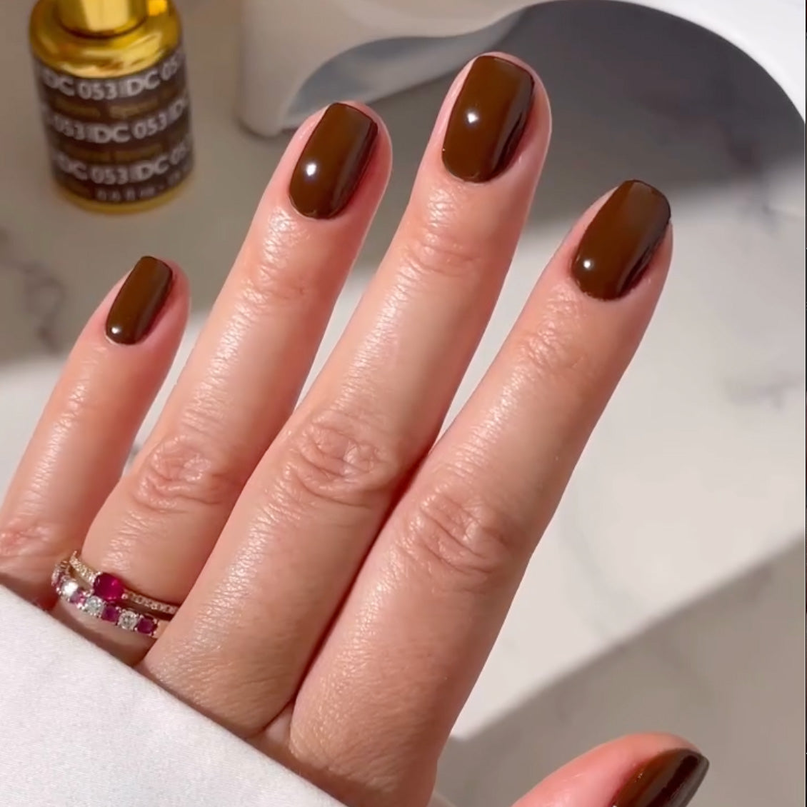 Spiced Brown #053 – DND Gel
